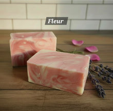 Load image into Gallery viewer, Natural &amp; Nourishing Soap Bars
